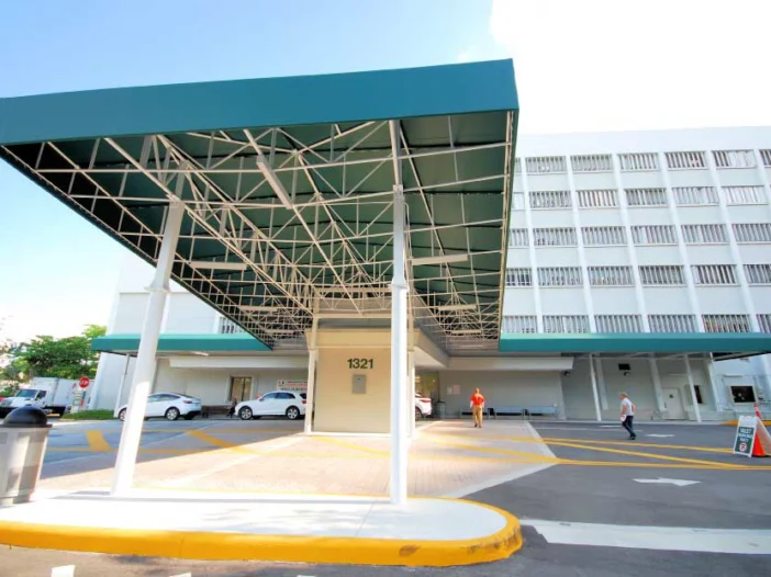 65' Wide x 30' Projection Entrance Canopy at the University of Miami
