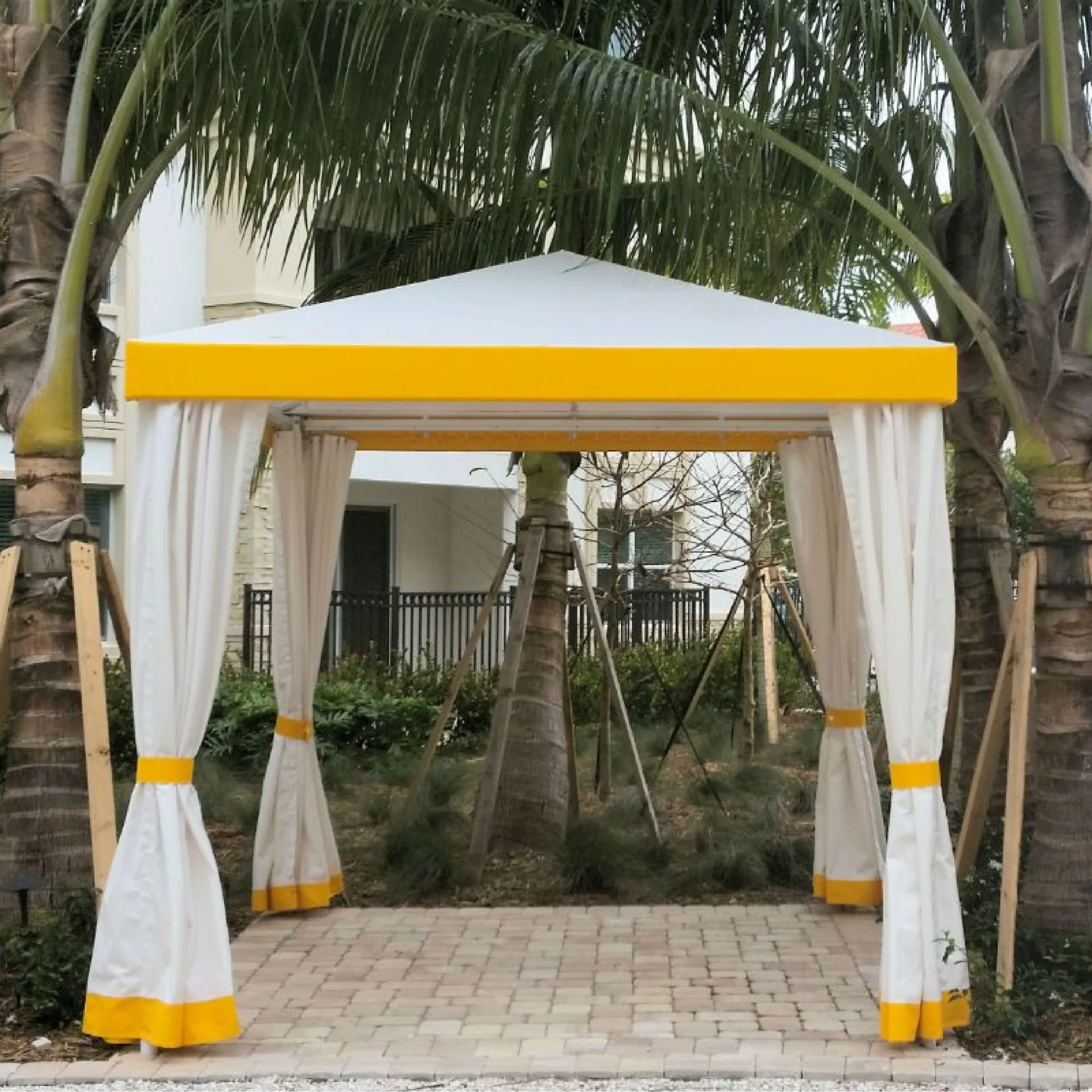 Cabanas & Gazebos