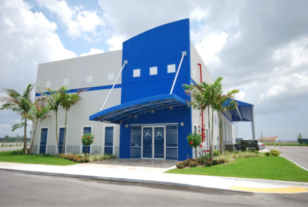 AVE AUCTION HOUSE - COMMERCIAL AWNING BY MIAMI AWNING COMPANY