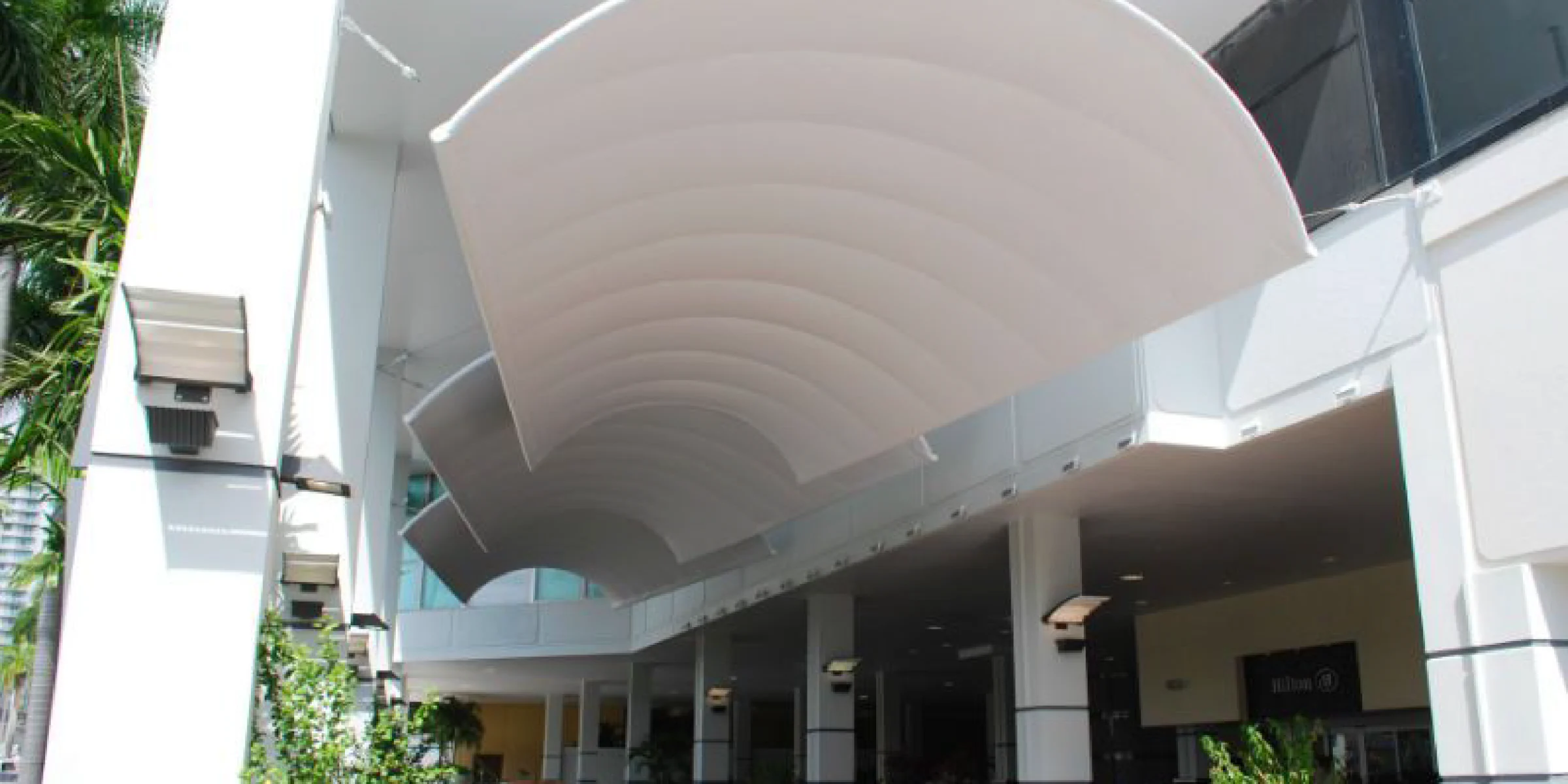 Commercial Canopy Structures - Hilton Downtown Miami