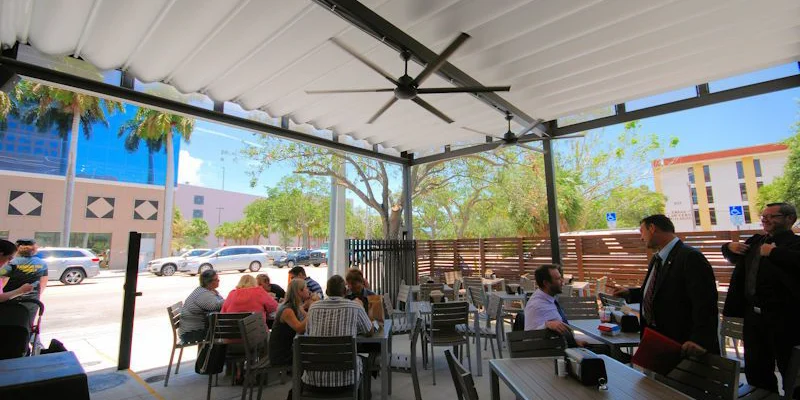 Retractable Patio Canopy - Brooklyn Water Bagel - Fort. Lauderdale, FL