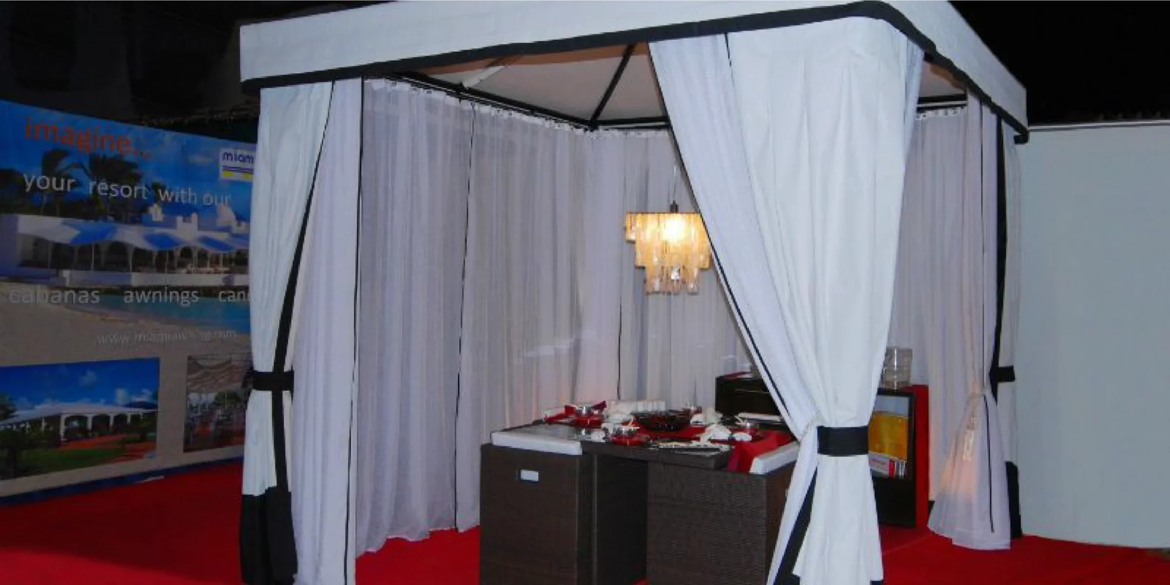 Resort Cabanas - Poolside model