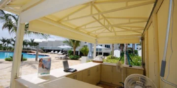 Amenities Cabana w/ Rolldown Curtains